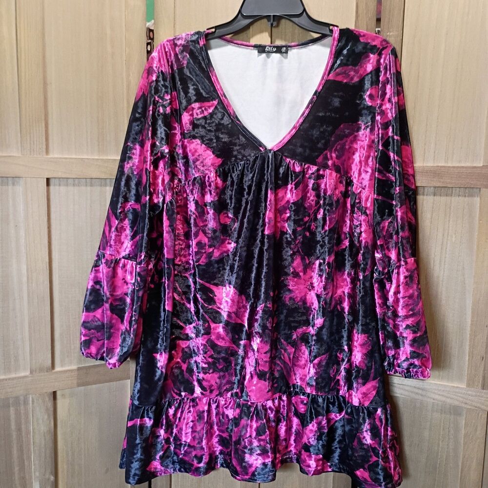 Lily 1xl velvet blouse